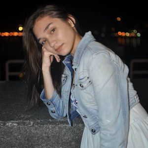 Meet your Posher, Danica